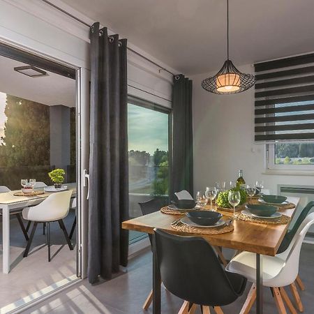 Apart Residence-Galant روفينج المظهر الخارجي الصورة