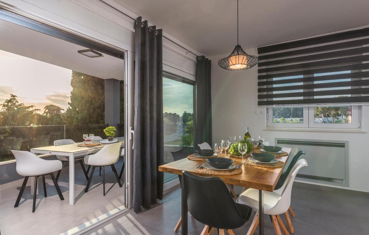 Apart Residence-Galant روفينج المظهر الخارجي الصورة